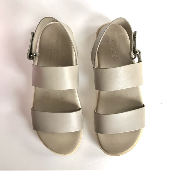 Vince Grey Leather Sandals - Picture 1 of 4